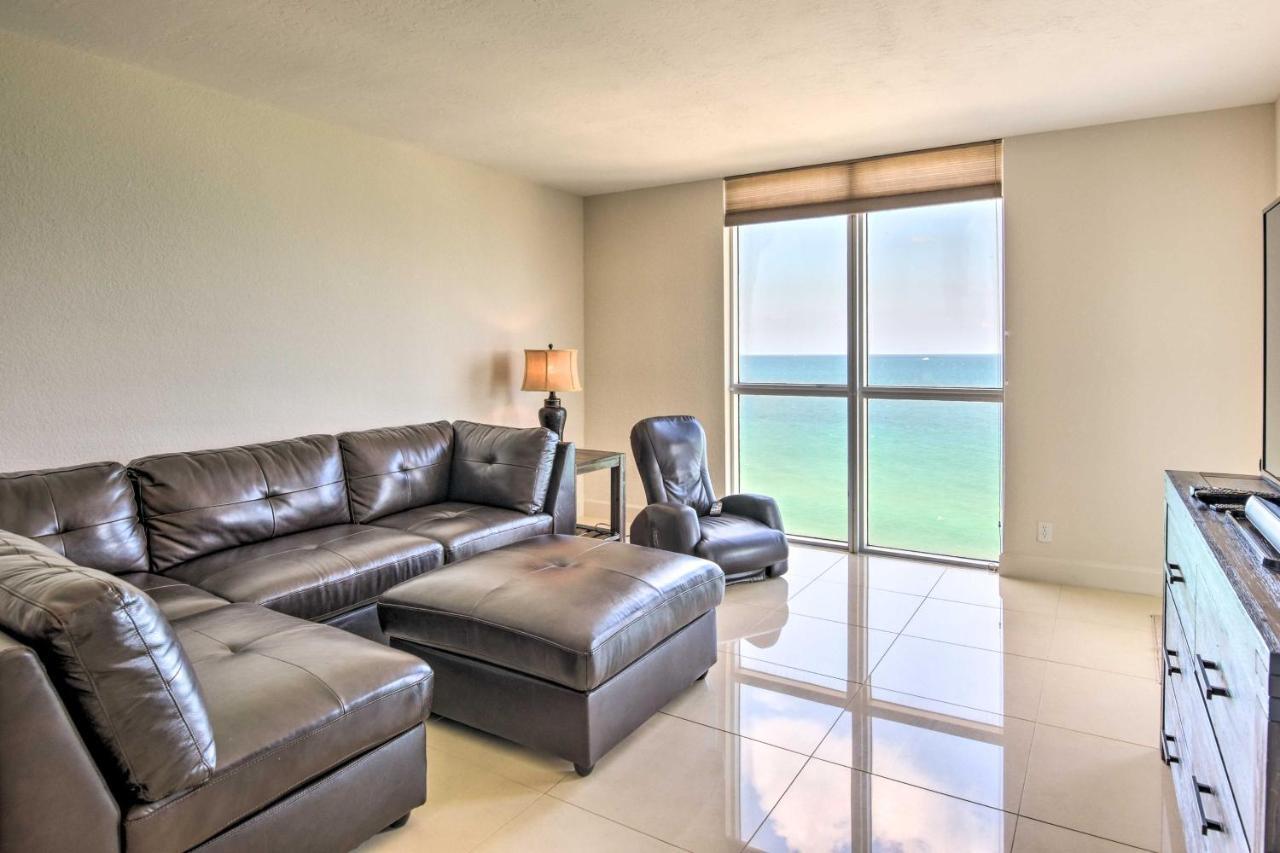 Hollywood Beachfront Condo With Resort Amenities! 외부 사진