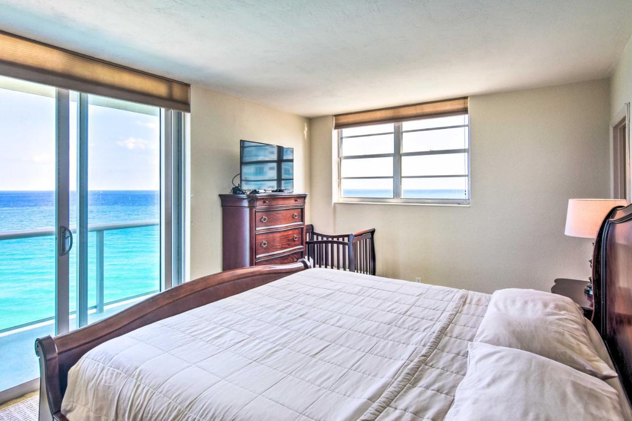 Hollywood Beachfront Condo With Resort Amenities! 외부 사진